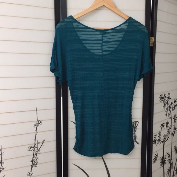 Essentials Top - Picture 4 of 4